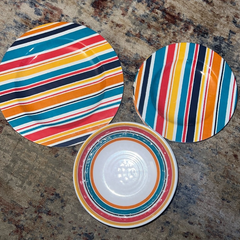 Dinner plates, salad plates and bowls